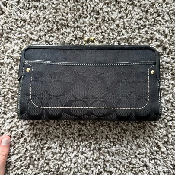 Coach legacy kisslock turnlock wallet 65th anniversary edition - Picture 2 of 16